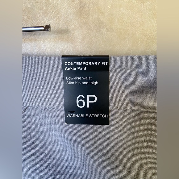 NWT Amanda+Chelsea Lite Grey Ankle Pant Low Rise Slim Hip Petite 6 - Picture 4 of 4